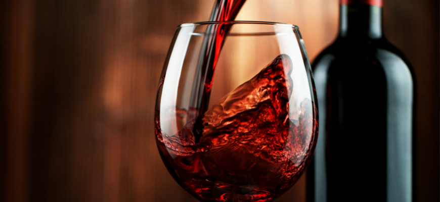 Латвия вошла в список крупнейших поставщиков вина в РФ