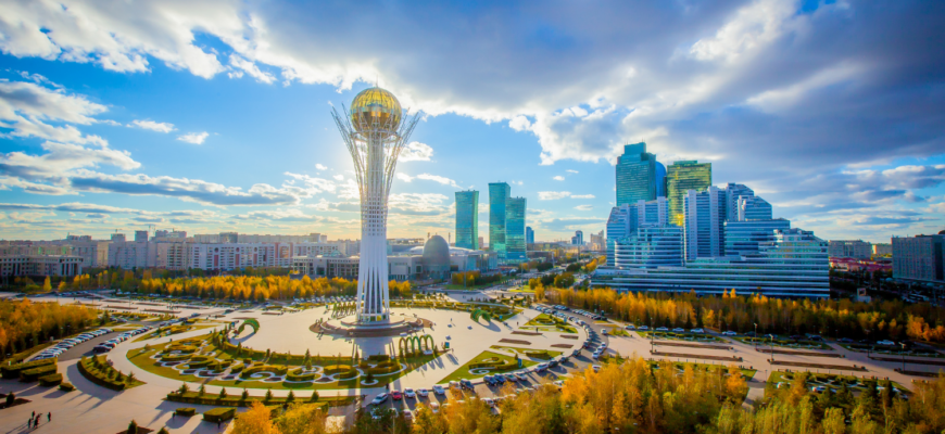 Казахстан упростил процесс открытия банковских счетов для россиян